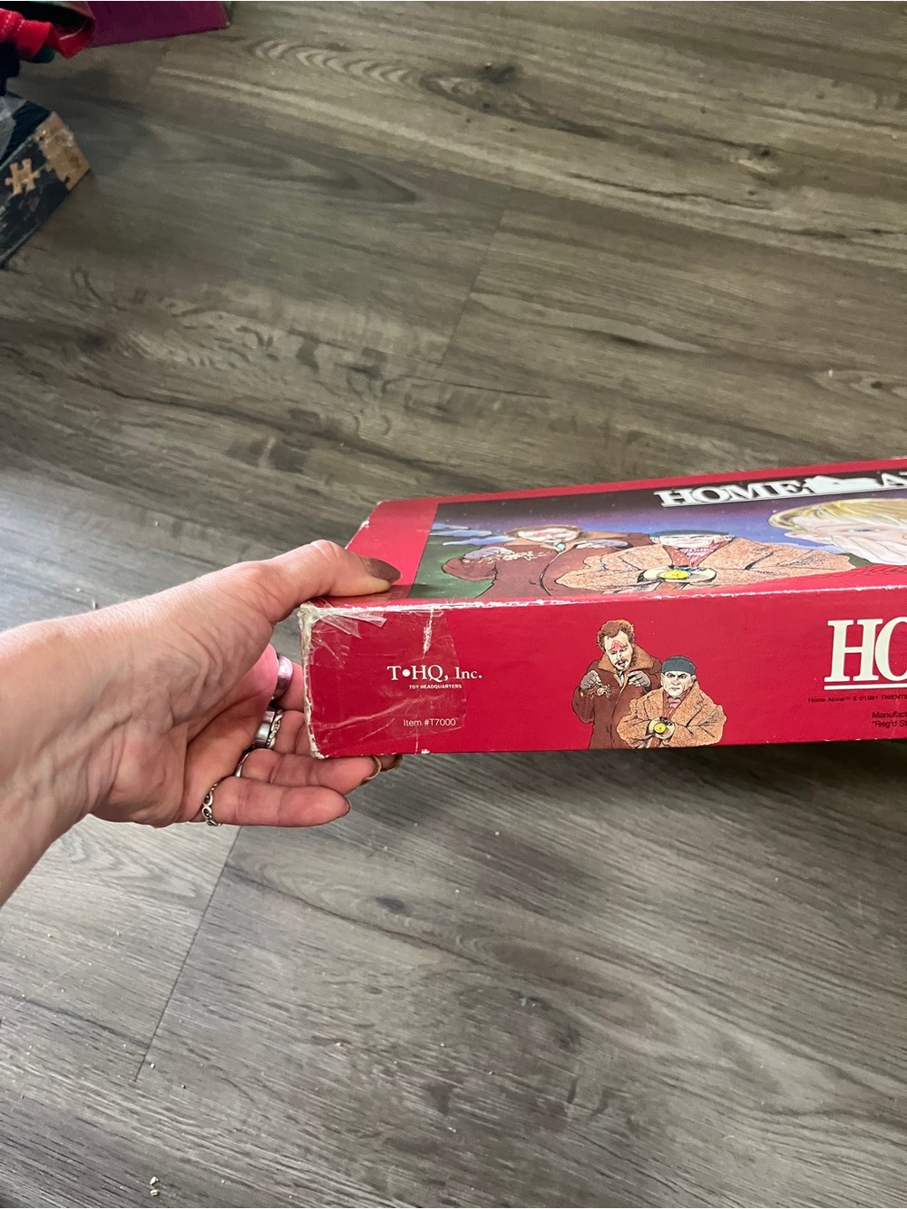 Home Alone Retro Board game family friendly based on movie - Picture 12 of 16